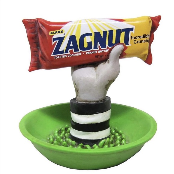 Spirit Holiday New Beetlejuice Hand Zagnut Candy Bar Trinket Tray